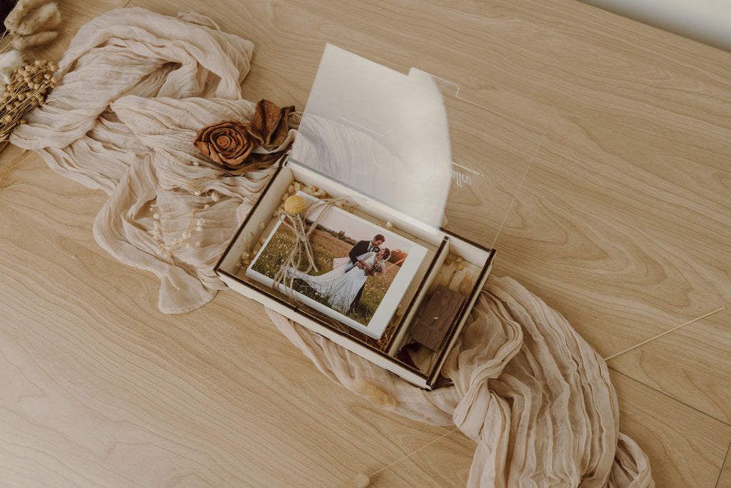 Scatola porta foto in legno naturale coperchio in acrilico trasparente con vano USB – perfetta per foto e regali